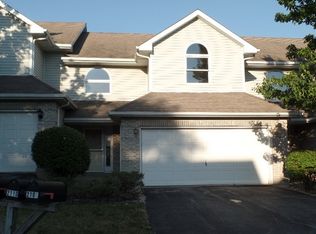 2110 Poppy Ln, Crest Hill, IL 60403