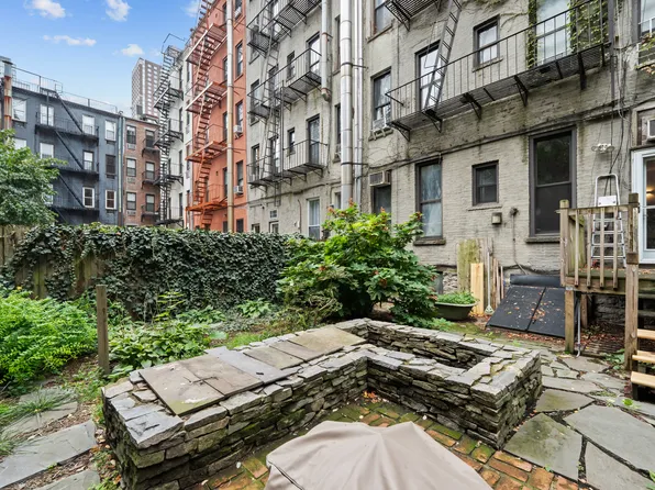 231 East 88th Street image 29 of 42