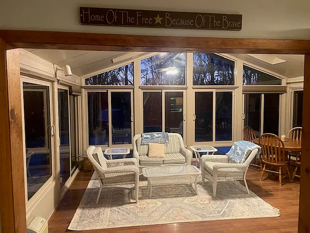 3 bed, 1700 sqft, $1,900 — Photo 3