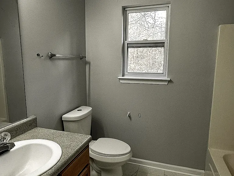 137 Edison Dr — Photo 19