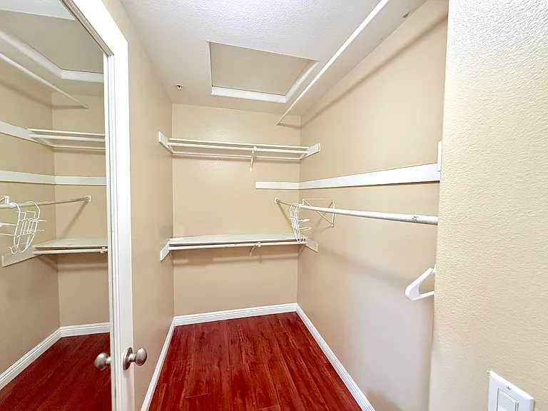 25911 Sandstone Ln — Photo 12