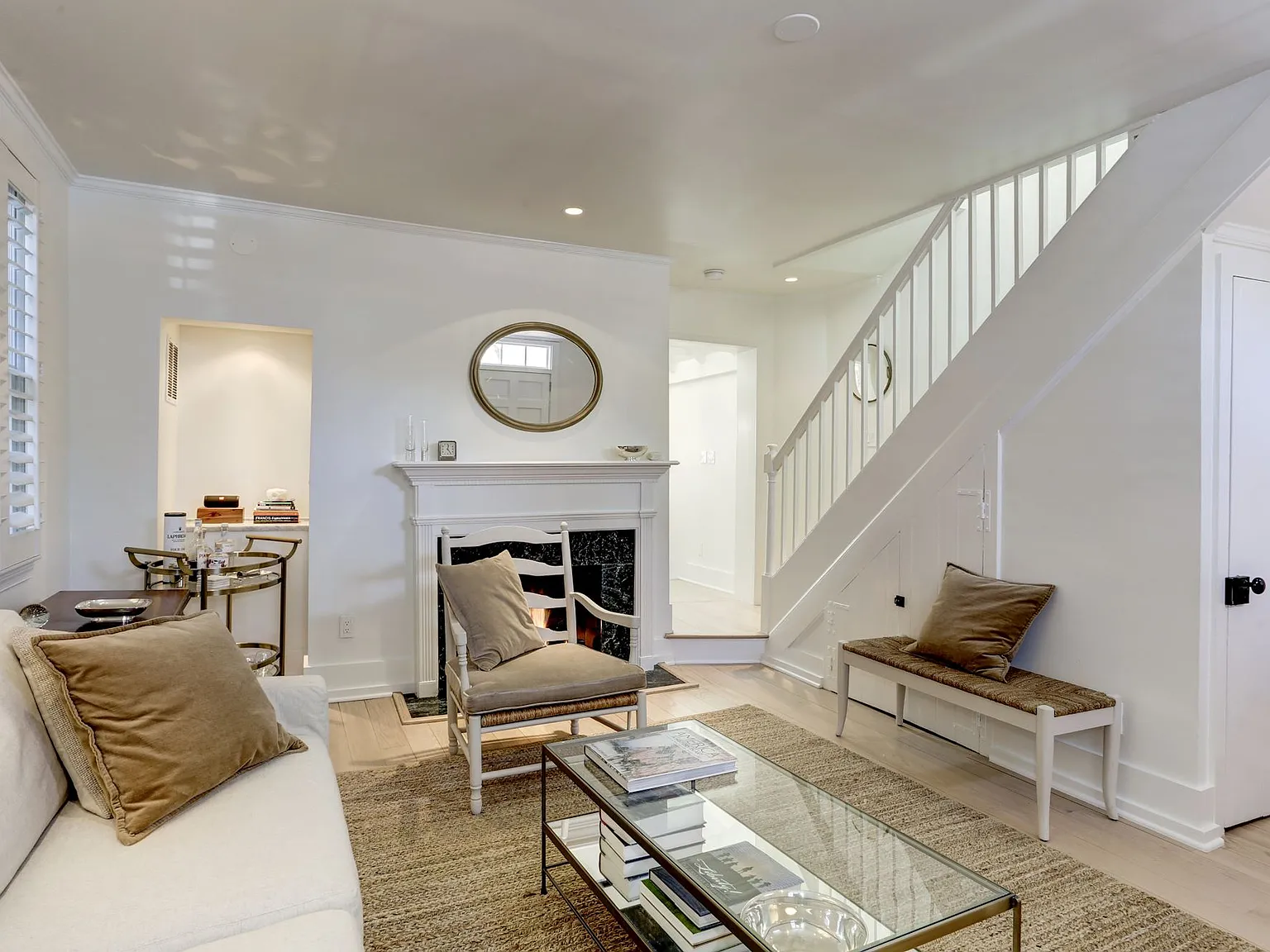 2 bed, 1344 sqft, $6,850 — Photo 3