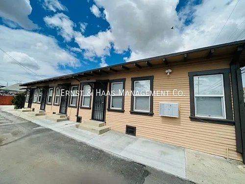 826 Magnolia Ave #3 Photo 1