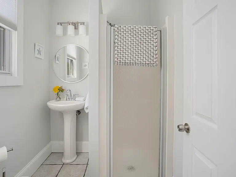 11 Atlantic St #0 — Photo 14