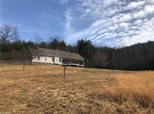 1006 Sand Ridge Rd, Millers Creek, NC 28651
