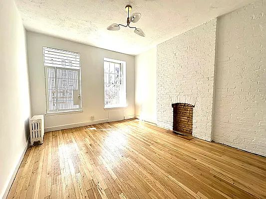 5th image of 763 Washington St APT 12