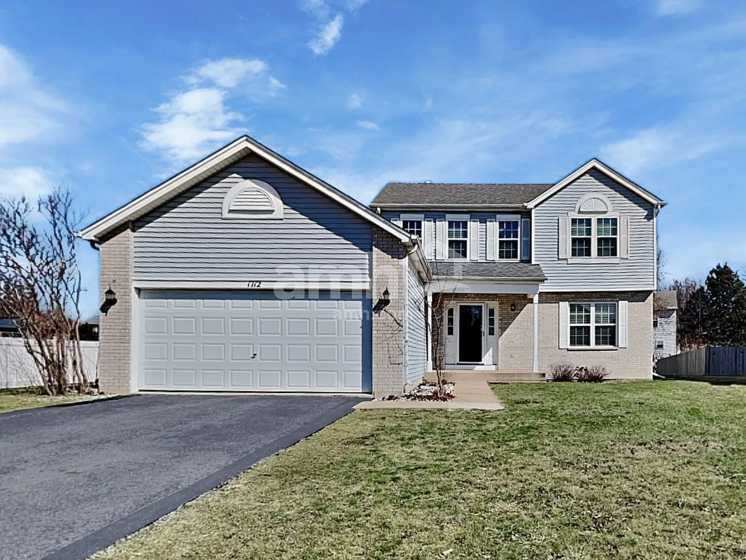 3 bed, 2.5 bath, 1966 sqft, $3,235 — Photo 1