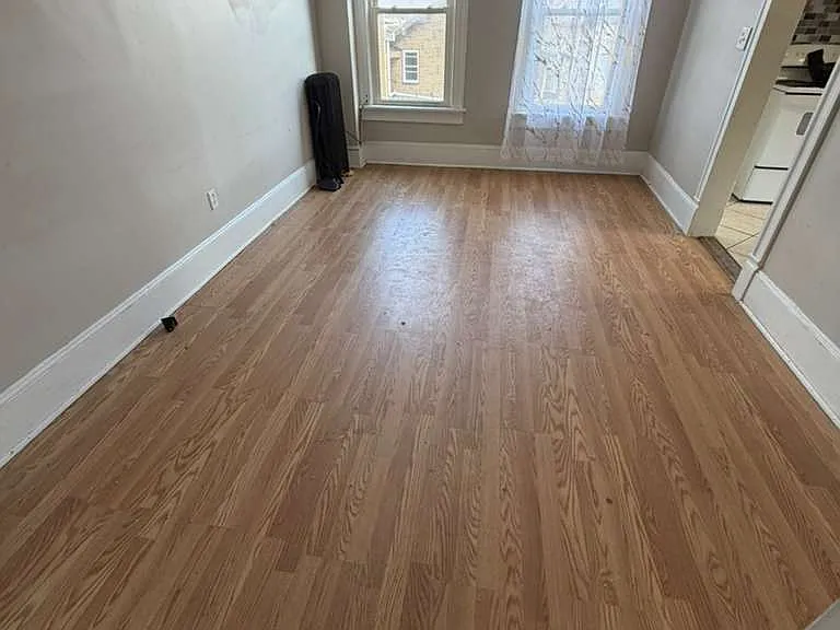568-570 Main St #5 — Photo 7