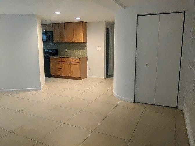 2nd image of 258 8th St SE #B