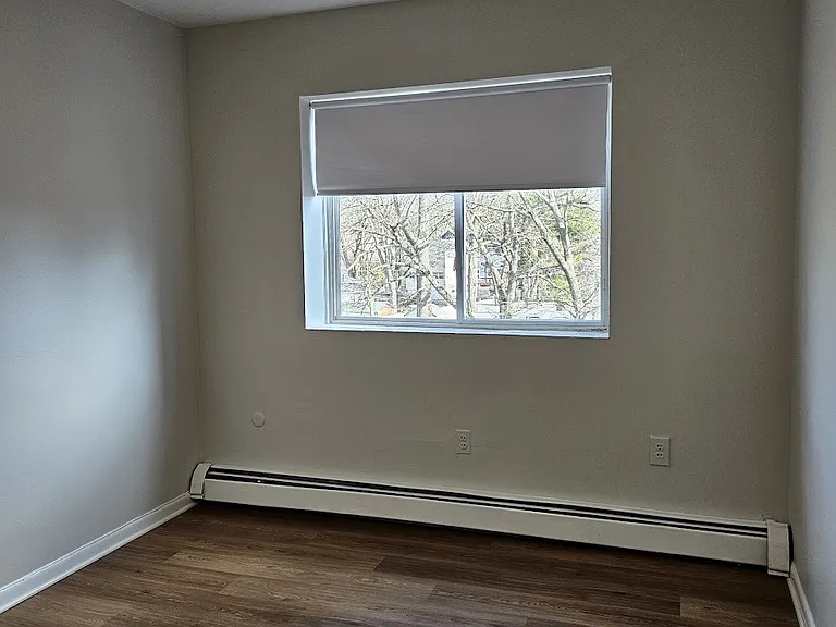 700 Cummins Hwy #12 — Photo 6