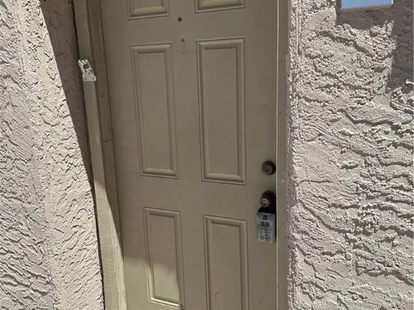 2072 Mesquite Ln APT 302, Laughlin, NV 89029