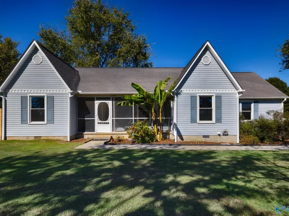26869 Pepper Rd, Athens, AL 35613