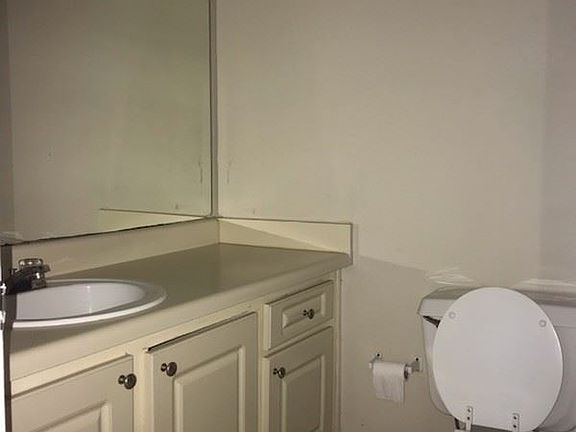 5th image of 4736 Walden Cir APT 1134