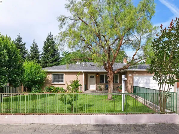 8280 Cardiff Dr, Dublin, CA 94568