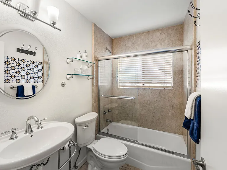 50192 Calle Maria — Photo 21