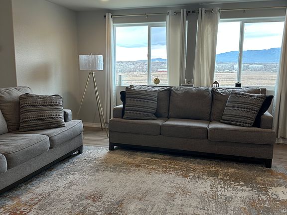 3rd image of 11110 Feliz Way
