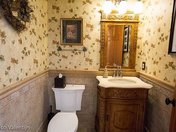 5th image of 53560 Baywater Pl