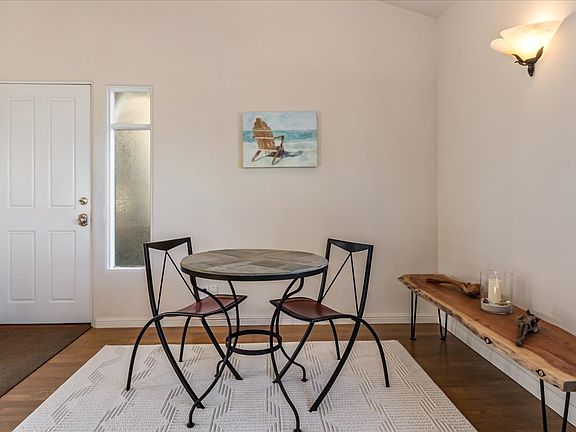 4th image of 525 Laurel Ave #2