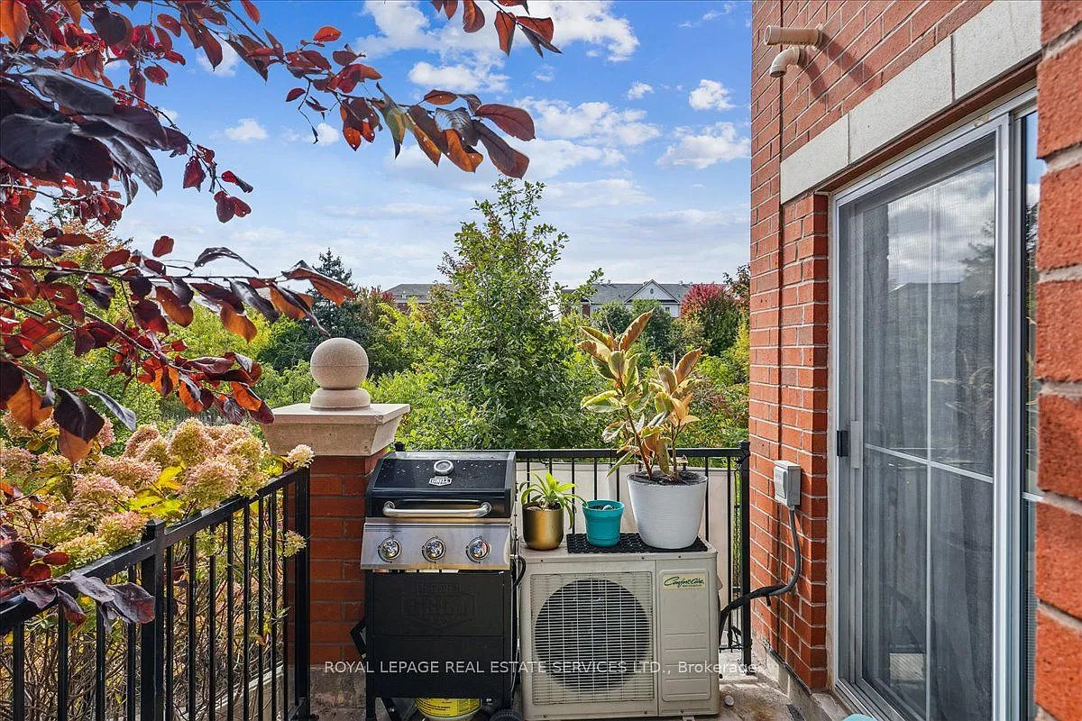 2 bed, $2,550 — Photo 3