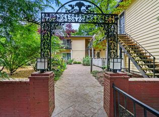 3531 SW Troy St APT 11, Portland, OR 97219