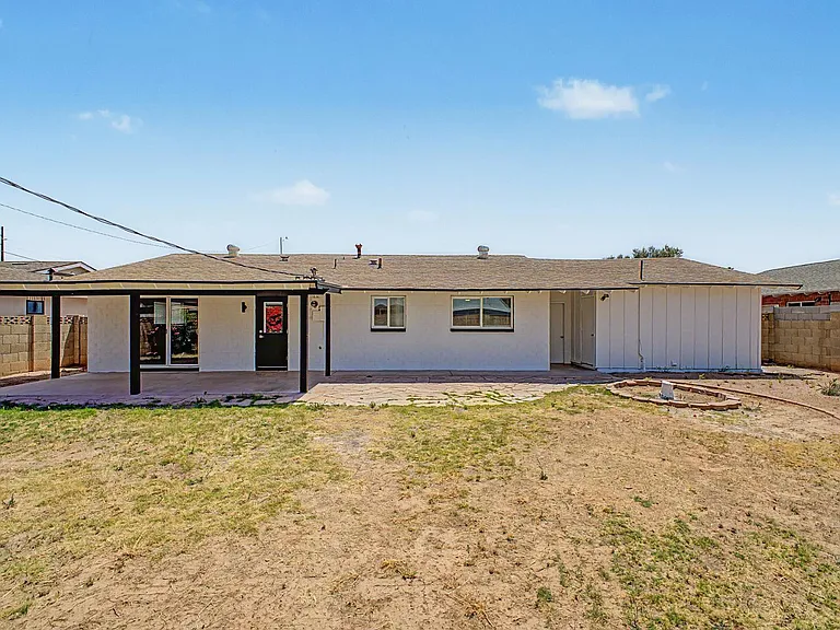 8730 E Rancho Vista Dr — Photo 26
