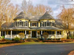 53 Roe Rd, Bloomingburg, NY 12721