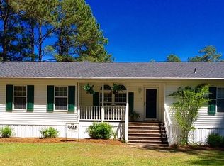 1211 Clubhouse Rd, Summerton, SC 29148