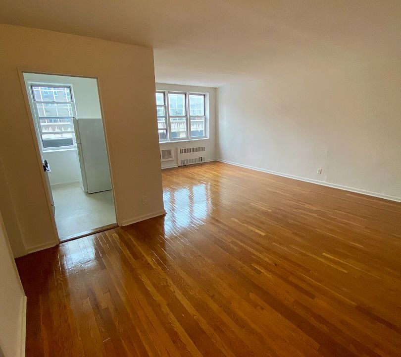 1st image of 4 Barker Ave #4H