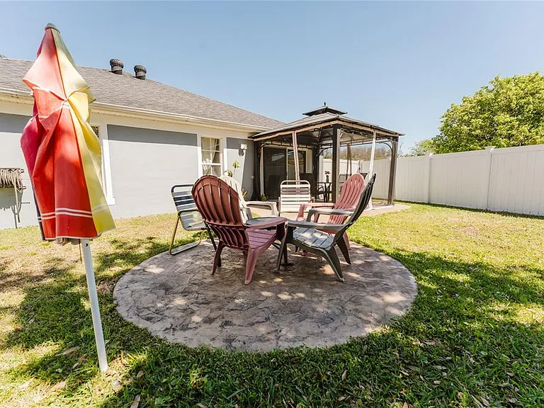 8859 Fort Jefferson Blvd — Photo 44