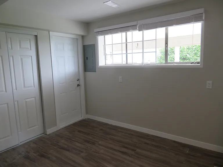 120 Jacobs Rd — Photo 6