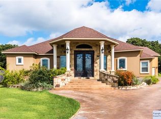 2730 Cedar Ridge Dr, New Braunfels, TX 78132