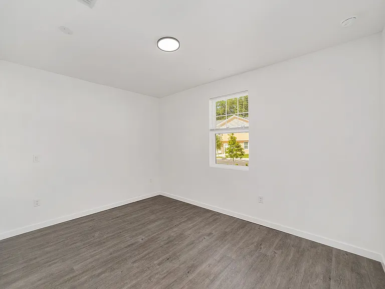 1591 NW 29th Rd #8 — Photo 10