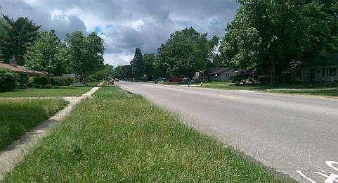 2nd image of 4211 Highcrest Rd
