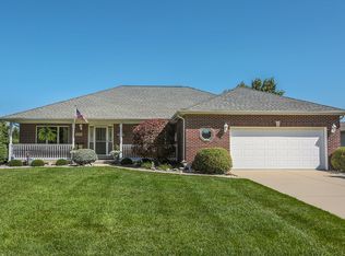 1004 Ridge Rd, Shorewood, IL 60404