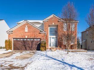 10117 E Avondale Cir, Ypsilanti, MI 48198