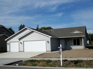 407 N Shamrock Rd, Spokane Valley, WA 99037