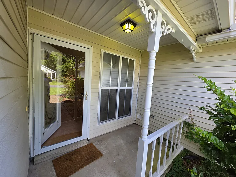 148 Meadowbrook Ct — Photo 30