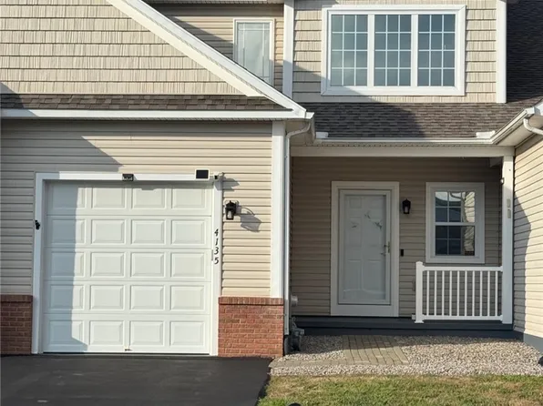 4135 Sandbar Ln, Liverpool, NY 13090
