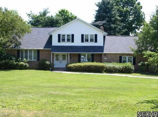 1088 Albright McKay Rd NE, Brookfield, OH 44403