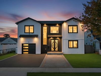 14 Bark Lane, Levittown, NY, 11756