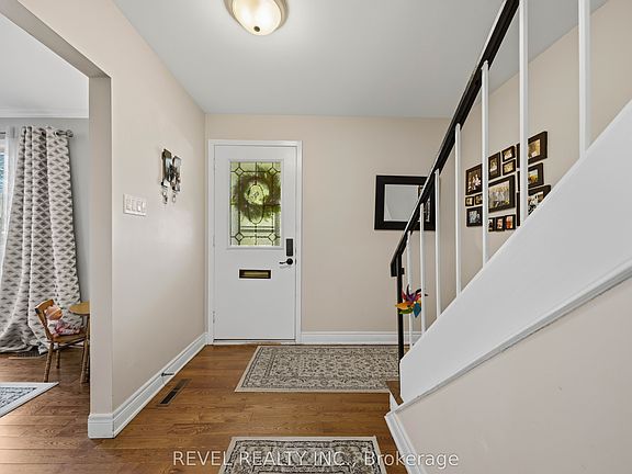 5th image of 1068 Prince George Rd