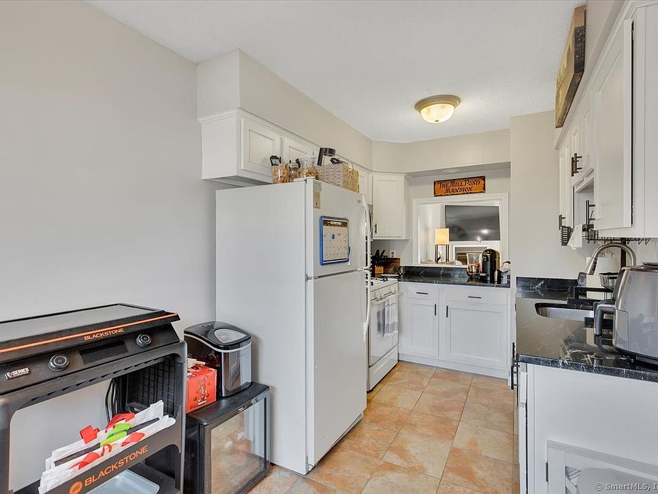 Strawbridge 207 Mill Pond Dr South Windsor CT Zillow