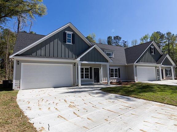 2nd image of 122 Saxton Pl