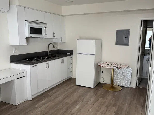 14327 Dickens St APT J, Sherman Oaks, CA 91423