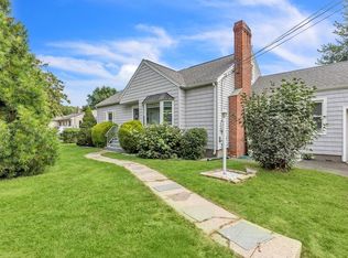 37 Searle Rd, South Hadley, MA 01075