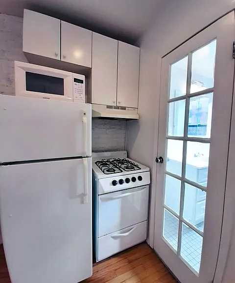 146 Sullivan St #13 — Photo 9
