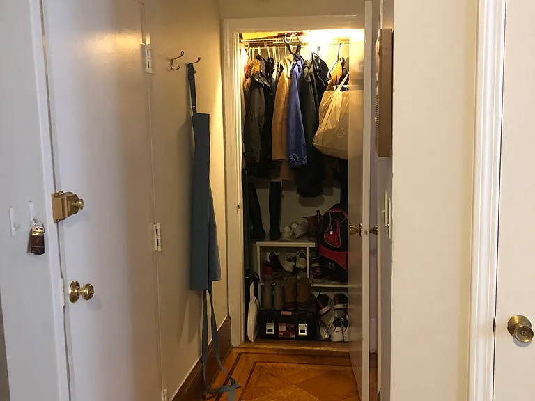33 Bay State Rd #4F — Photo 7