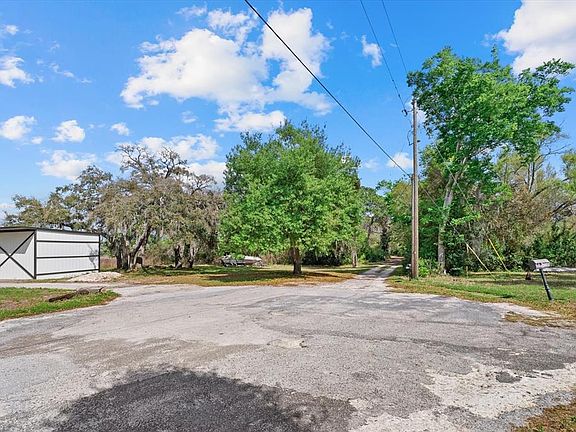 5th image of Indale Dr Lot 9