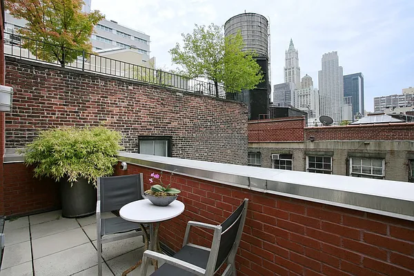 Sold by Corcoran | media 20