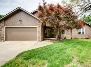 5459 S Stonegate Ave, Springfield, MO 65810